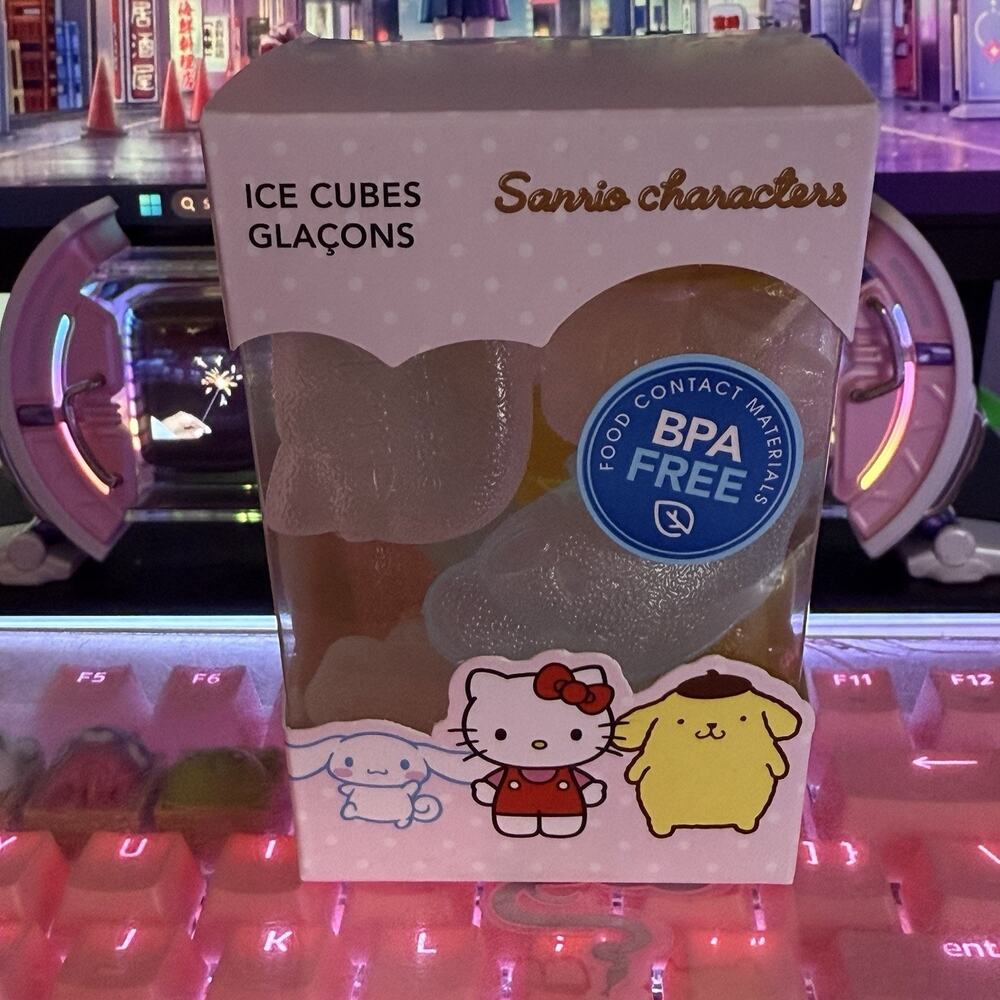 Hello Kitty Ice Cubes Reusable Plastic 2023 Sanrio Non Melting Cocktail Drink - Picture 2 of 16